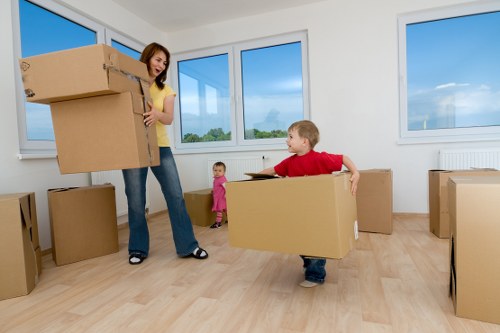 Example of load-based and cubic-yard storage pricing options for Silvertown customers