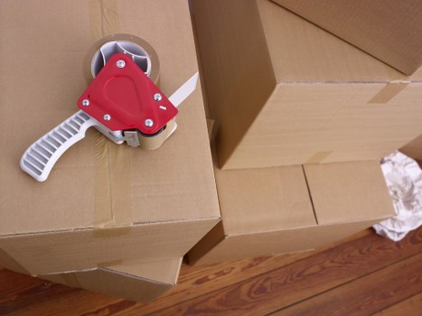 Temporary storage space for household items in Silvertown